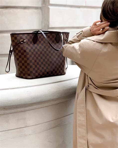 is louis vuitton cheaper in paris than canada|lv neverfull price in paris.